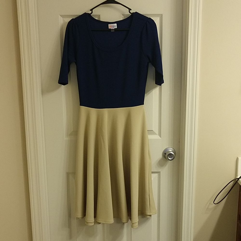Nwot lularoe Nicole